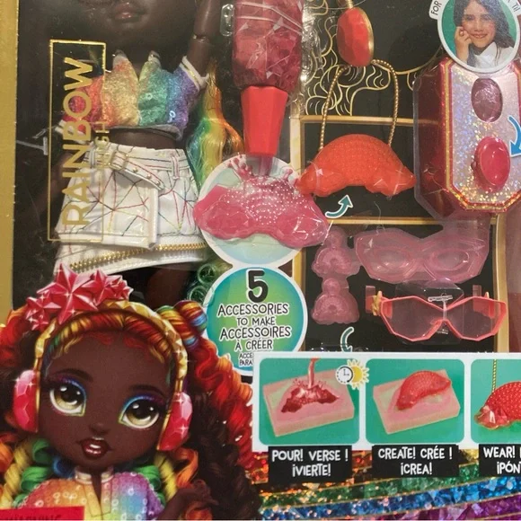 Rainbow High Creative Crystals Iris Fashion Doll with Crystal Accessory Kit - Picture 9 of 10
